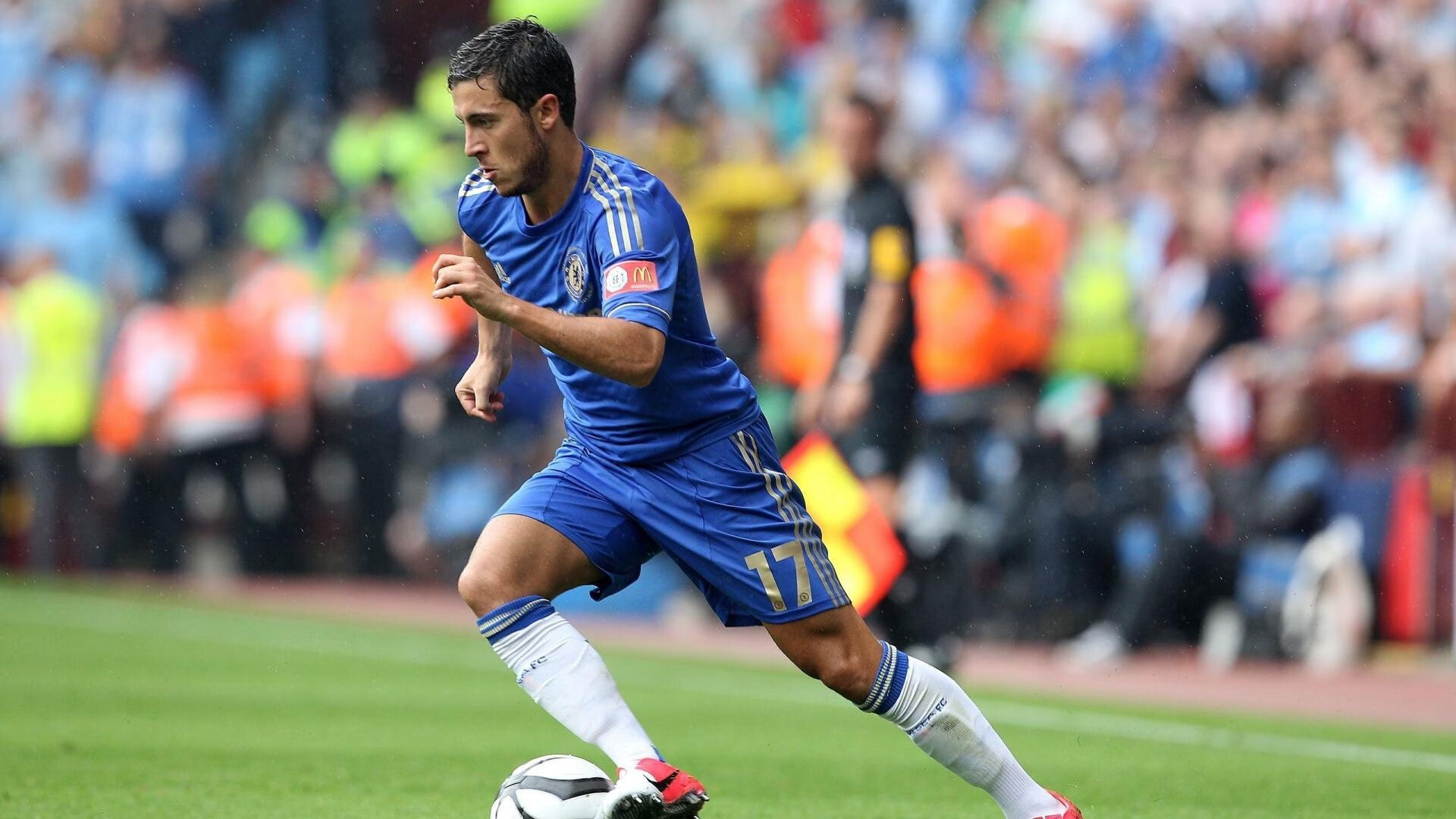 激战正酣！亚洲电视转播最受关注比赛，亚洲节目宣传页